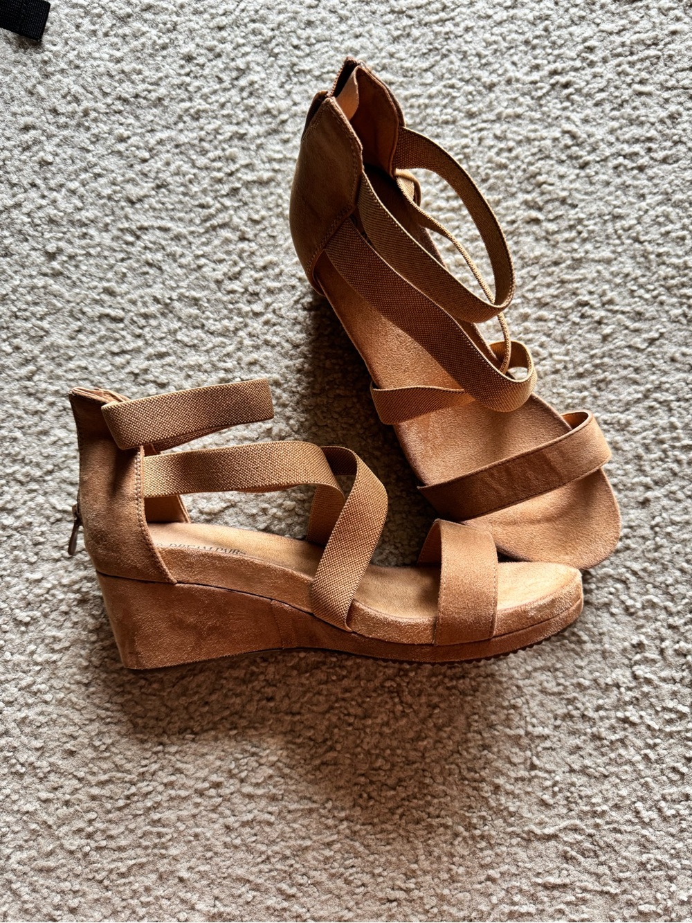 Dream Pairs Tan Suede Wedge Sandals with Elastic Straps